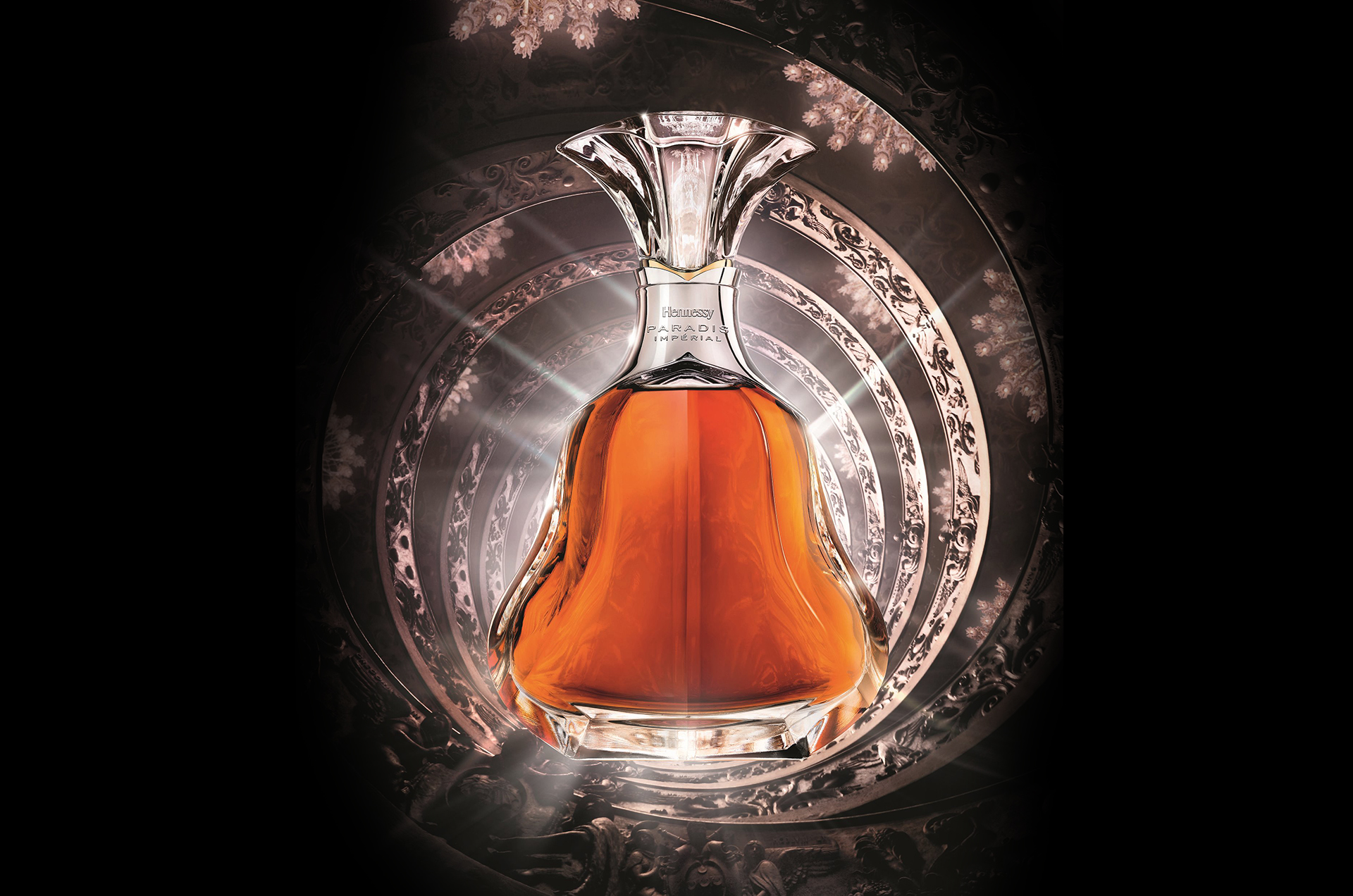 Hennessy Paradis Imperial Cognac / with 6 x Glasses